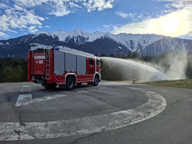 PHOTO-2025-12-03-14-10-42