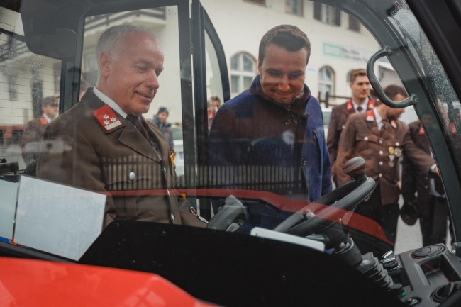 417771945 775987861236289 3347719137684777060 n